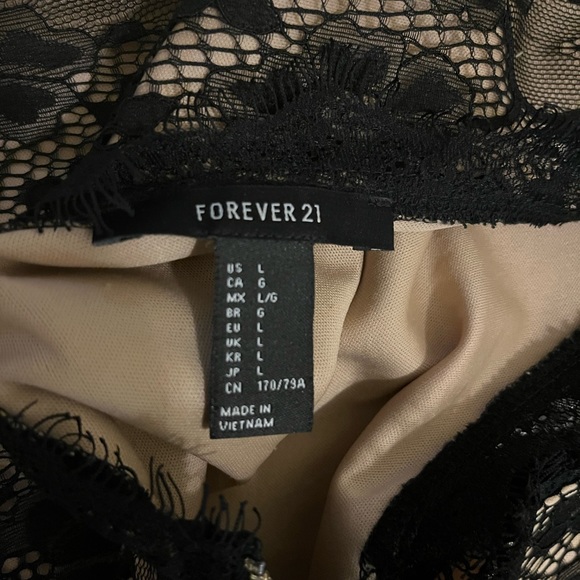 Forever 21 Romper - Picture 3 of 3